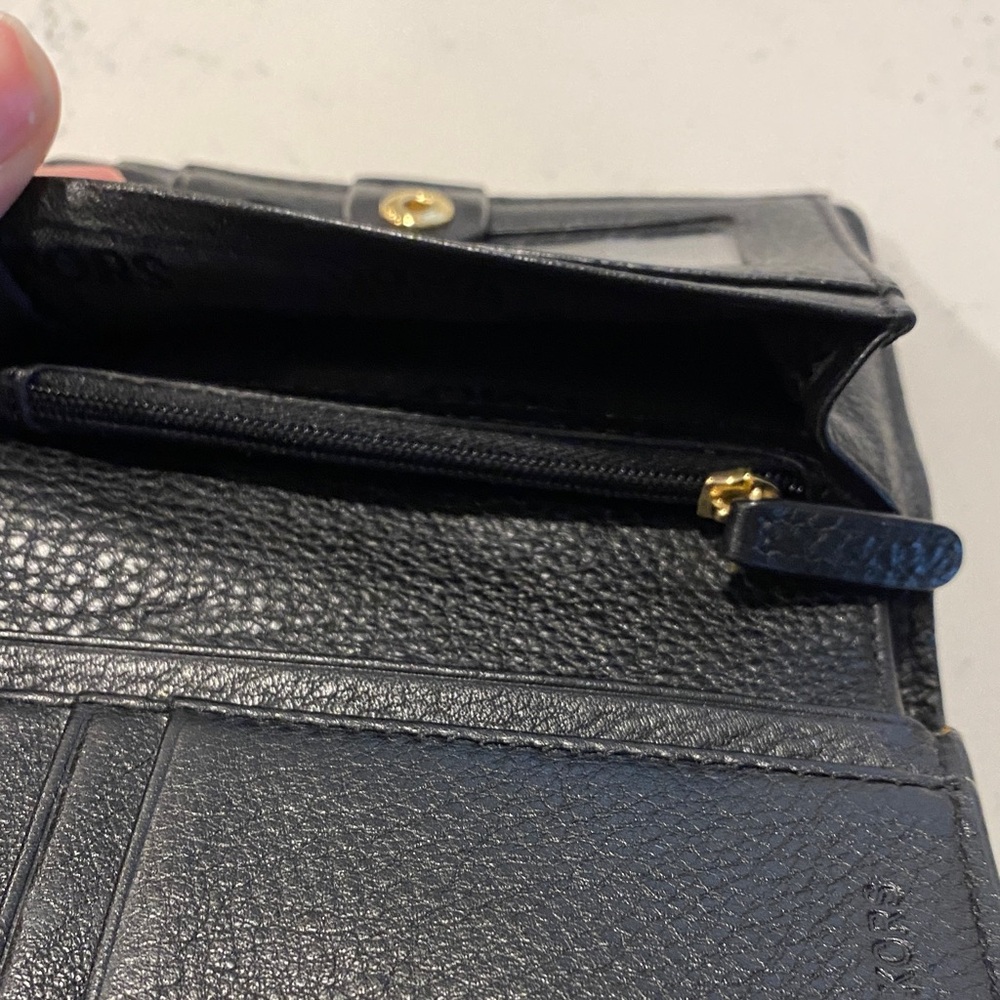 Michael Kors Black Leather Wallet with Gold Plate - Picture 6 of 7